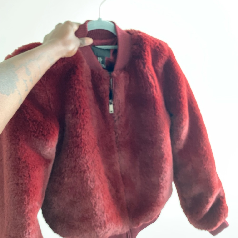 Forever 21 Faux Fur Bomber Jacket - Picture 12 of 12